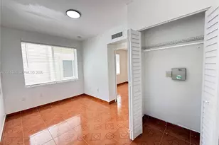 746 SW 2nd St, Miami, FL 33130 - Photo 12
