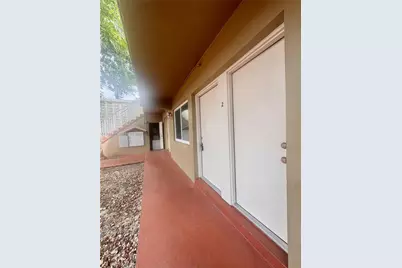 6330 SW 79th St #4, South Miami, FL 33143 - Photo 14