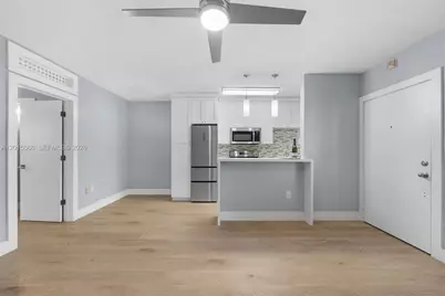 6330 SW 79th St #4, South Miami, FL 33143 - Photo 4