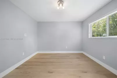 6330 SW 79th St #4, South Miami, FL 33143 - Photo 6