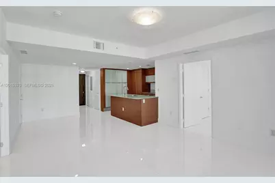 5875 Collins Ave #1803, Miami Beach, FL 33140 - Photo 14
