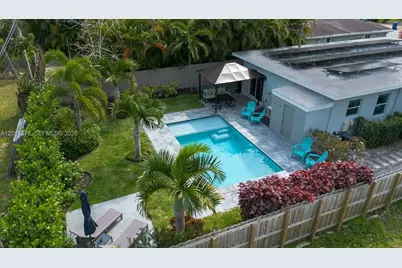 1324 NE 14th Ave, Fort Lauderdale, FL 33304 - Photo 2