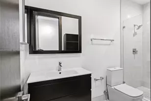 8221 NW 34th Dr, Doral, FL 33122 - Photo 40
