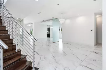 8221 NW 34th Dr, Doral, FL 33122 - Photo 8