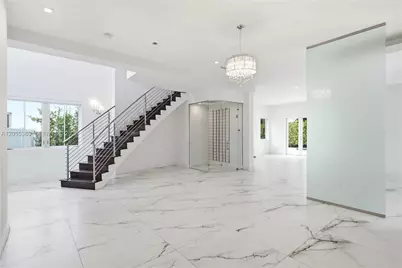 8221 NW 34th Dr, Doral, FL 33122 - Photo 6