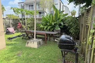 5201 NW Geneva Way, Doral, FL 33166 - Photo 10