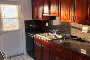 7491 SW 10th Ct, North Lauderdale, FL 33068 - Photo 6