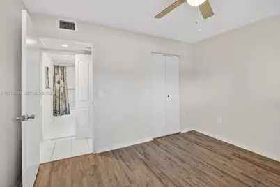700 SW 137th Ave #110H, Pembroke Pines, FL 33027 - Photo 28