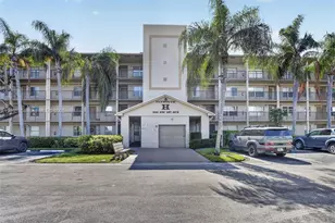 700 SW 137th Ave, Pembroke Pines, FL 33027 - Photo 32