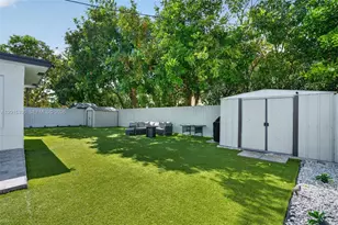 7860 NW 10th St, Pembroke Pines, FL 33024 - Photo 26