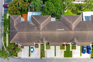 16889 SW 1st Manor, Pembroke Pines, FL 33027 - Photo 32