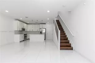 2610 NE 213th St, Miami, FL 33180 - Photo 2