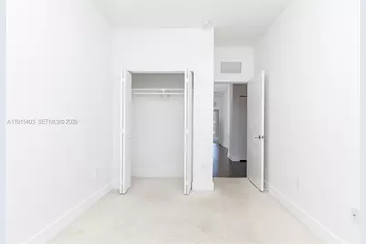 2610 NE 213th St #103, Miami, FL 33180 - Photo 12
