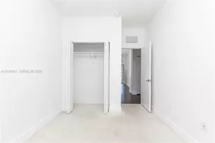 2610 NE 213th St, Miami, FL 33180 - Photo 12