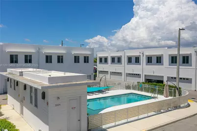2610 NE 213th St #103, Miami, FL 33180 - Photo 34