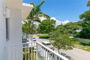 2610 NE 213th St, Miami, FL 33180 - Photo 24