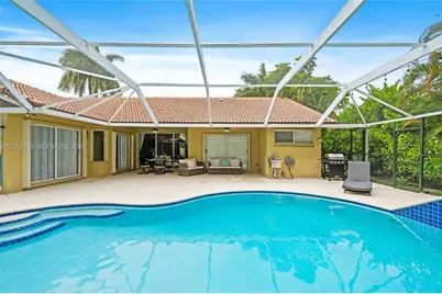 10420 NW 49th Pl, Coral Springs, FL 33076 - Photo 24