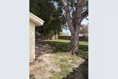 731 SW 24th St SW, Vero Beach, FL 32962 - Photo 14