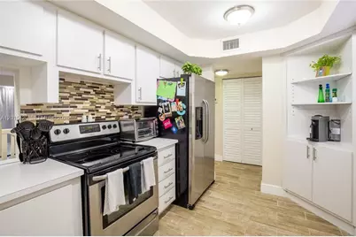7100 Nova Dr #104A, Davie, FL 33317 - Photo 8