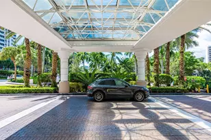 21205 Yacht Club Dr, Aventura, FL 33180 - Photo 48