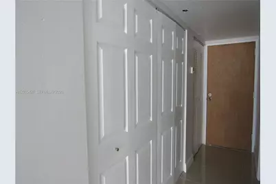 7601 E Treasure Dr #2210, North Bay Village, FL 33141 - Photo 18