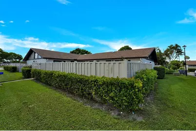 9892 Boca Gardens Pkwy #A, Boca Raton, FL 33496 - Photo 32