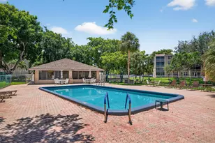 9470 Tangerine Pl, Davie, FL 33324 - Photo 28