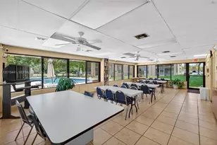 9470 Tangerine Pl, Davie, FL 33324 - Photo 30