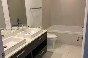 45 SW 9th St, Miami, FL 33130 - Photo 20
