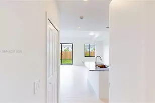 18992 SW 344th Ter, Homestead, FL 33034 - Photo 4