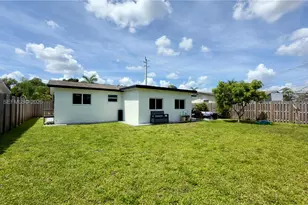8357 NW 25th Ct, Sunrise, FL 33322 - Photo 20