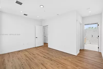 515 NE 61st St, Miami, FL 33137 - Photo 14