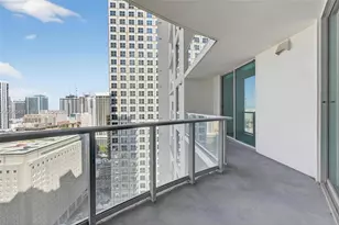 300 S Biscayne Blvd, Miami, FL 33131 - Photo 20