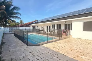 15046 SW 148th Pl, Miami, FL 33196 - Photo 6