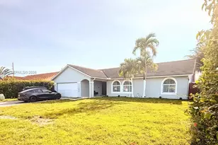 15046 SW 148th Pl, Miami, FL 33196 - Photo 1