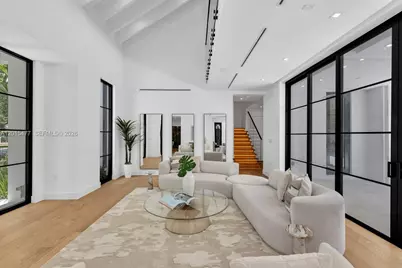 1220 S Alhambra Cir, Coral Gables, FL 33146 - Photo 4