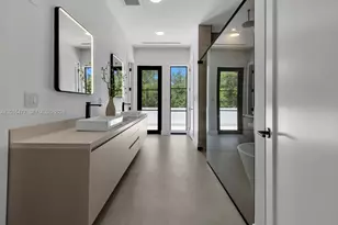 1220 S Alhambra Cir, Coral Gables, FL 33146 - Photo 16