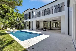 1220 S Alhambra Cir, Coral Gables, FL 33146 - Photo 10