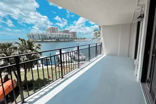 1632 S Bayshore Ct, Miami, FL 33133 - Photo 8