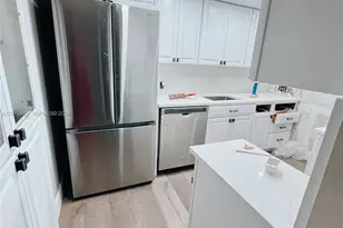 1632 S Bayshore Ct, Miami, FL 33133 - Photo 6