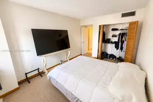 3375 N Country Club Dr, Aventura, FL 33180 - Photo 10