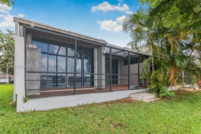 11321 NW 16th Court, Pembroke Pines, FL 33026 - Photo 32