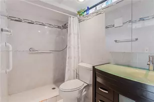 11321 NW 16th Ct, Pembroke Pines, FL 33026 - Photo 16