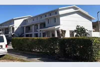 1460 N 43rd Pl #106, Hialeah, FL 33012 - Photo 2