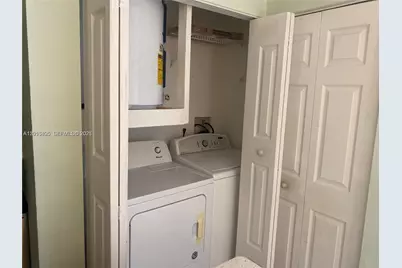 18330 NW 68th Ave #G, Hialeah, FL 33015 - Photo 12