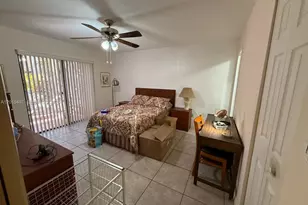 19300 W Lake Dr, Hialeah, FL 33015 - Photo 10