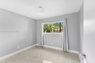 340 NE 129th St, North Miami, FL 33161 - Photo 18