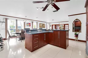 10435 SW 92nd St, Miami, FL 33176 - Photo 14