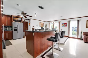 10435 SW 92nd St, Miami, FL 33176 - Photo 8