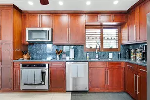 10435 SW 92nd St, Miami, FL 33176 - Photo 12